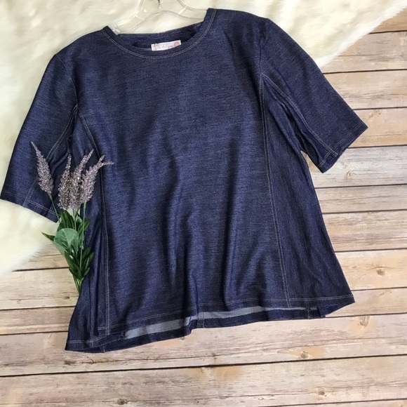 Dahlya Cassondra Swing Knit Top - Picture 1 of 8